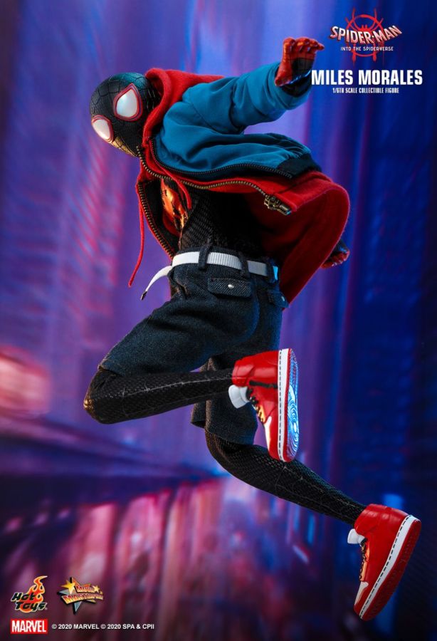 Spider man into the spider verse hot toys deals