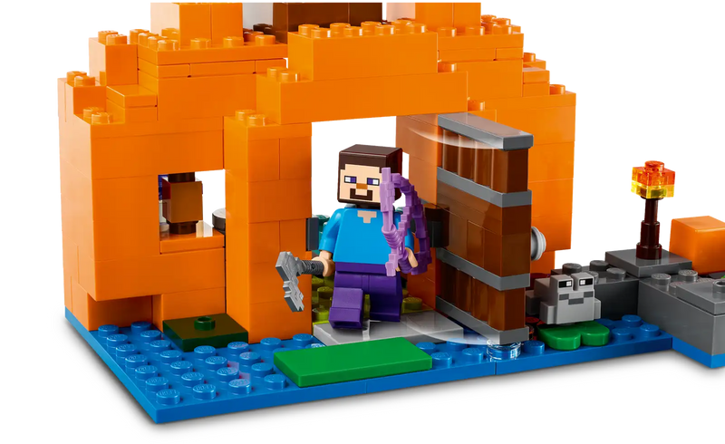 LEGO® 21248 Minecraft™ The Pumpkin Farm