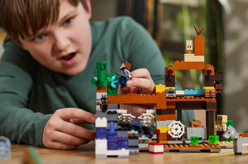 LEGO 21263 Minecraft The Badlands Mineshaft ( Ship From  9th of July 2024)