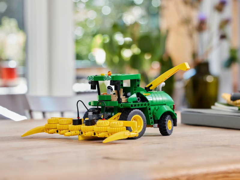 LEGO 42168 Technic John Deere 9700 Forage Harvester