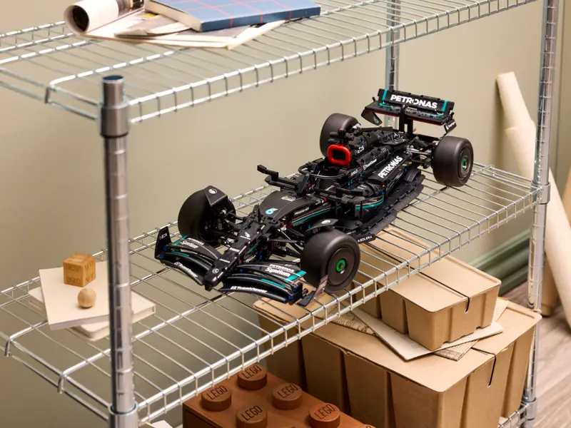 LEGO 42171 Technic Mercedes-AMG F1 W14 E Performance (Ship From 22nd of April 2024)