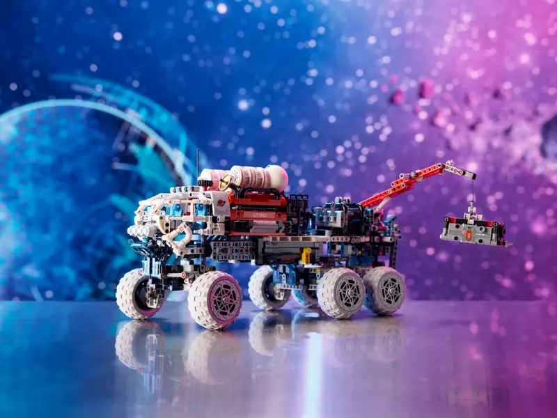 LEGO 42180 Technic Mars Crew Exploration Rover