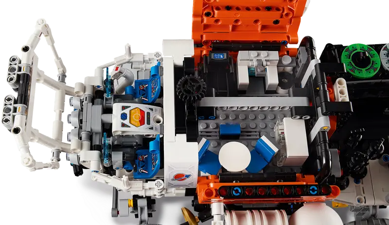 LEGO 42180 Technic Mars Crew Exploration Rover