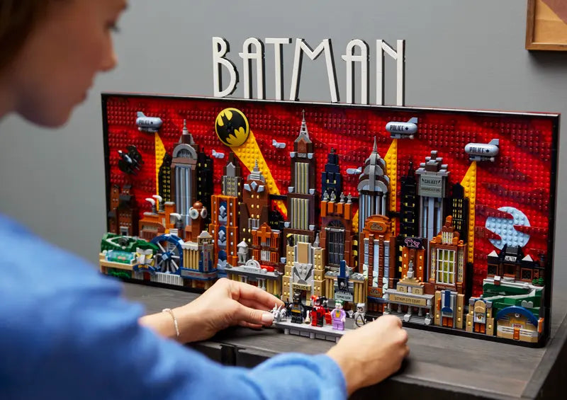 LEGO 76271 Batman: The Animated Series Gotham City