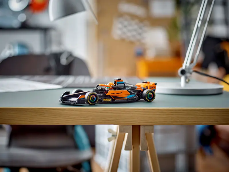 LEGO® 76919 Speed Champions 2023 McLaren Formula 1 Race Car (Ship From 10th of April 2024)