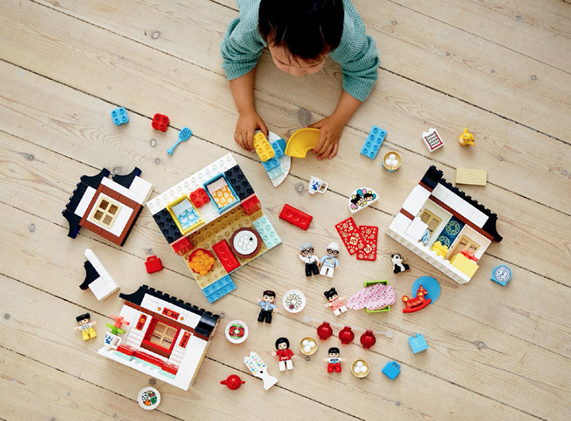 LEGO® 10943 DUPLO® Happy Childhood Moments - My Hobbies