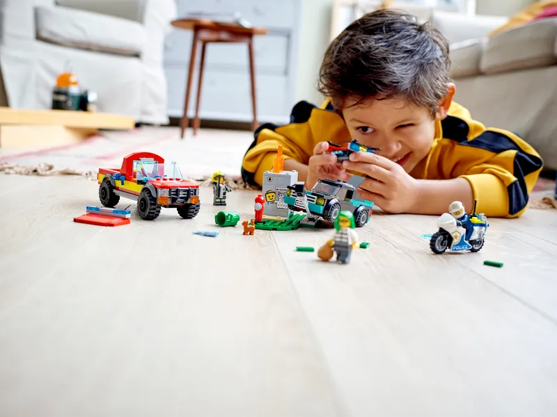 LEGO® 60319 City Fire Rescue & Police Chase - My Hobbies