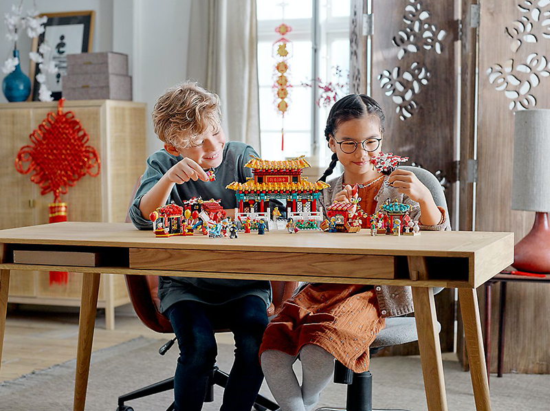 LEGO® 80105 Chinese New Year Temple Fair - My Hobbies