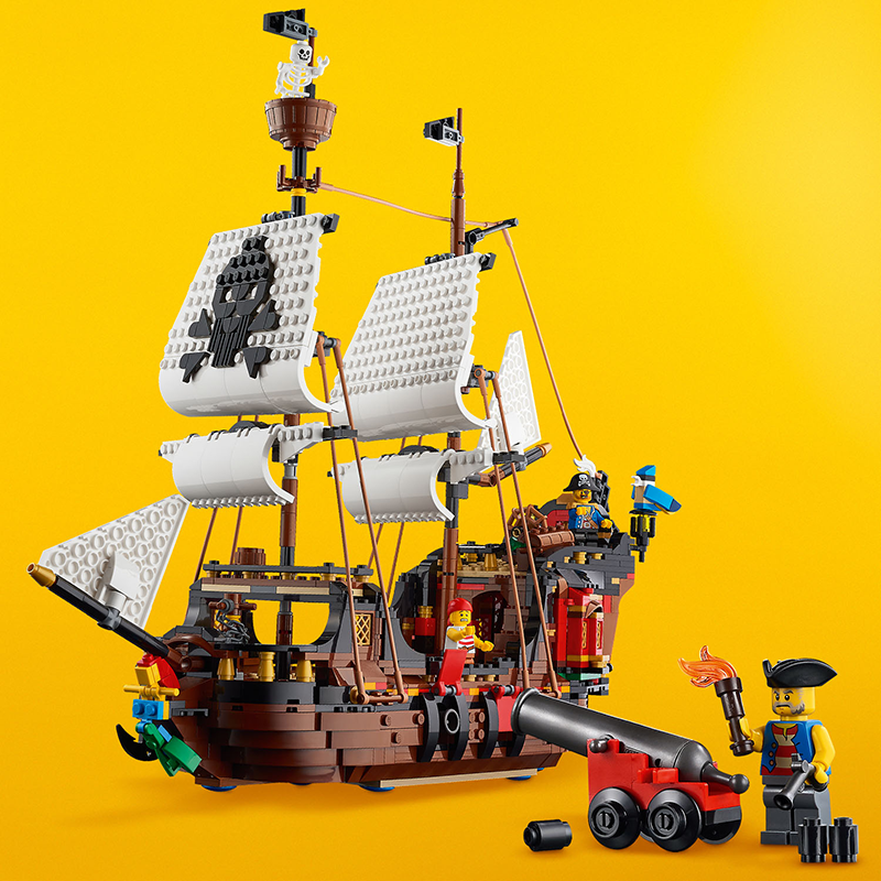 LEGO® 31109 Creator 3-in-1 Pirate Ship - My Hobbies