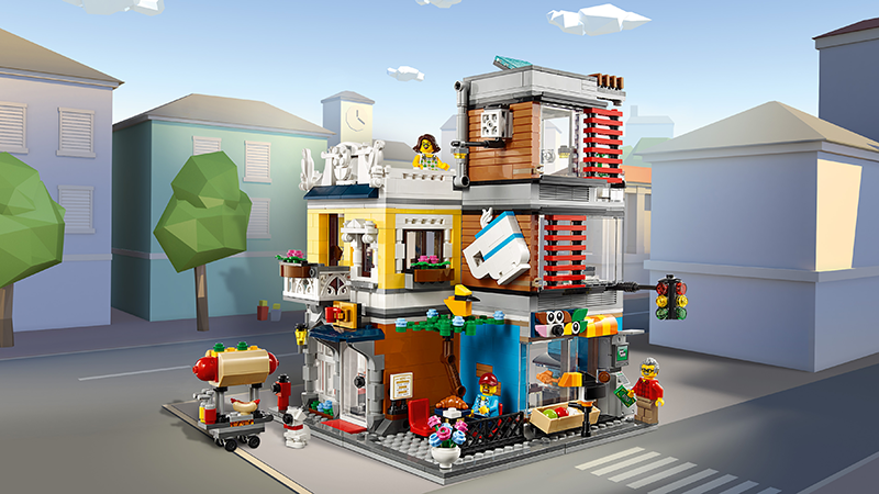 LEGO® 31097 Creator 3-in-1 Townhouse Pet Shop & Café - My Hobbies