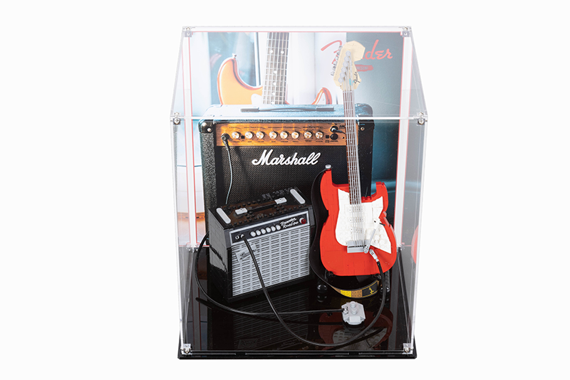 LEGO® 21329 Ideas Fender® Stratocaster™ Display Case - My Hobbies