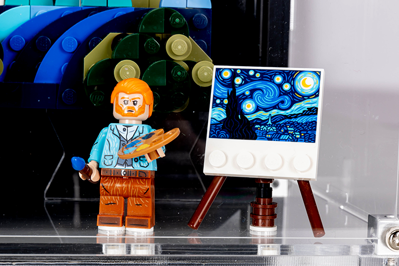 Wall Mounted / Free Standing Display Case for LEGO® Vincent van Gogh -– My  Hobbies