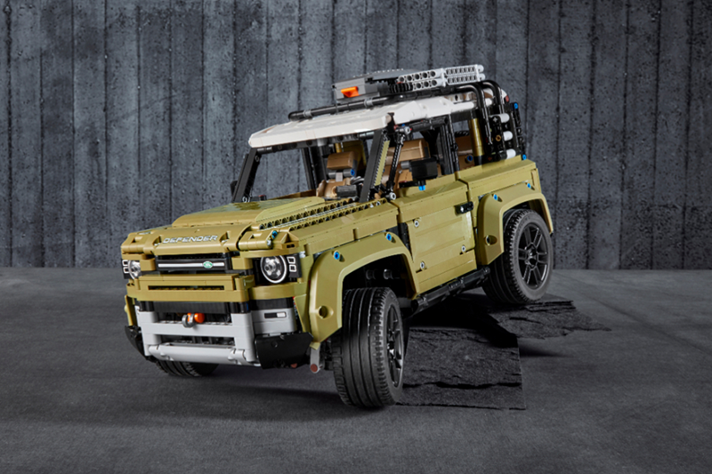 LEGO® 42110 Technic™ Land Rover Defender - My Hobbies